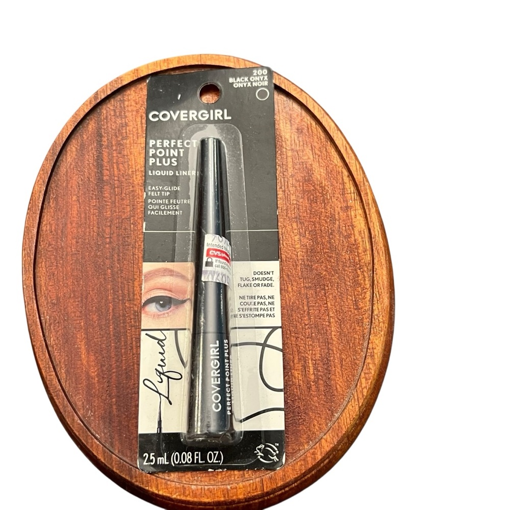 CoverGirl Perfect Point Plus Liquid Eye Liner 200 Black Onyx New Sealed